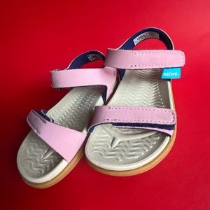 Native Charley Sandals C7 pink